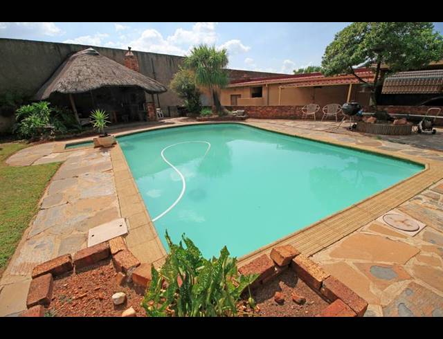 3 BEDROOM HOUSE FOR SALE IN HOMESTEAD